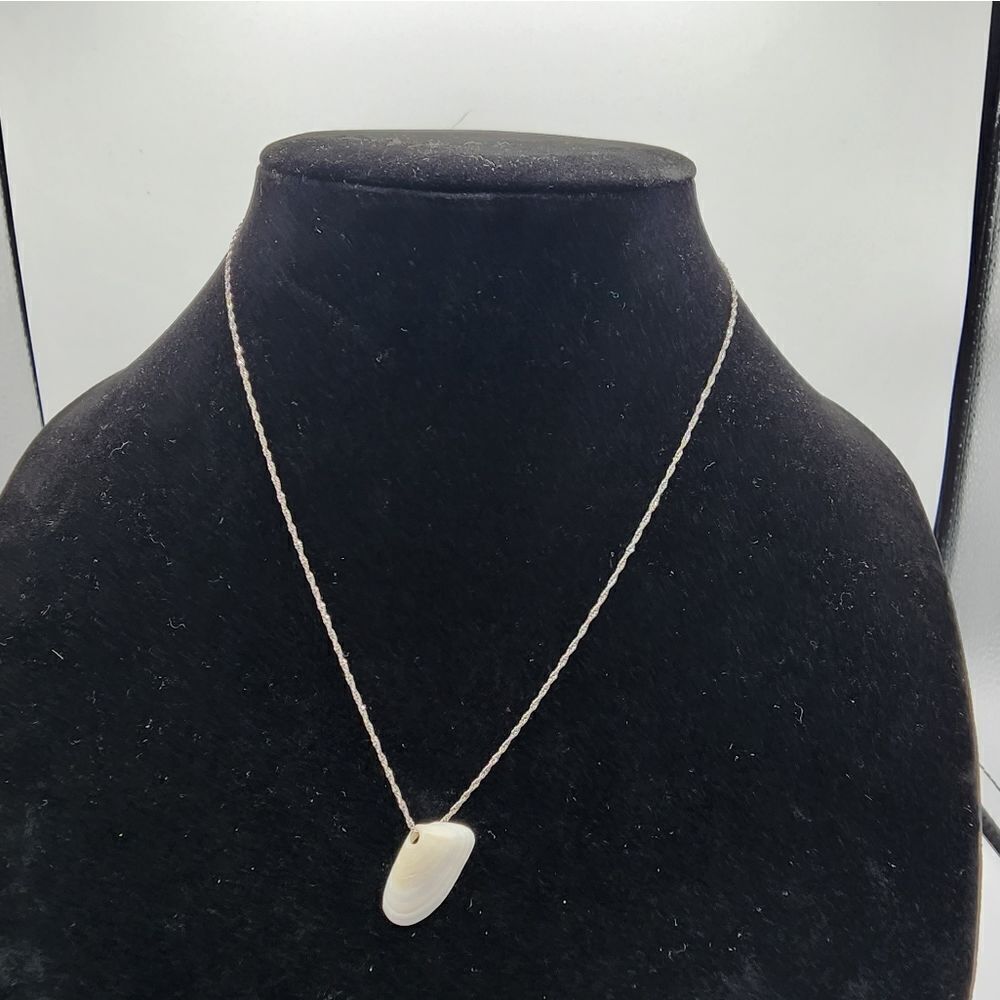 Sterling silver shell necklace